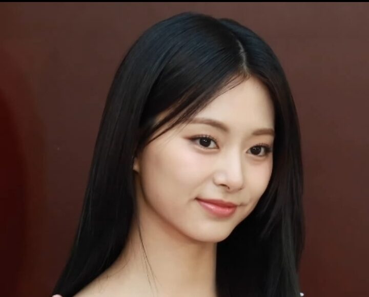 Tzuyu TWICE Duet Bareng Musisi AS Corbyn Besson