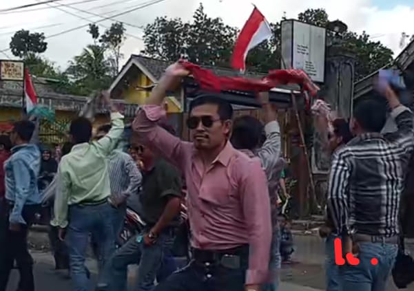 Tren Fesyen Vintage Kembali Hidup di Kalangan Milenial